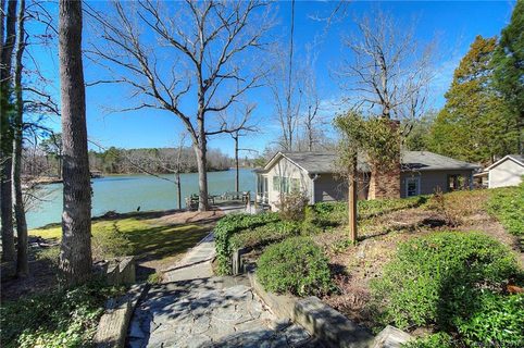 5559 Beaverdam Creek Road