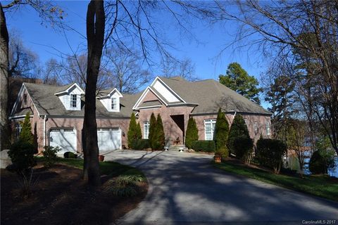 Previously sold for $900,000