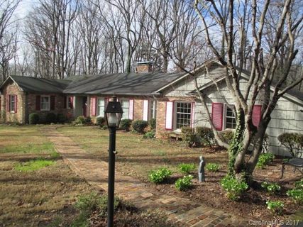 123 Woodvale Circle