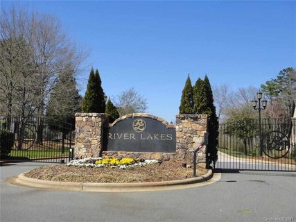 8116 Bayview Lane