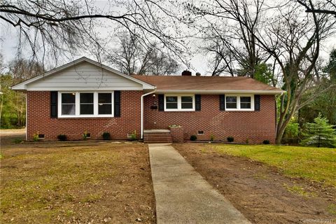 710 Neil Street sold home in Historic District, Gastonia, NC