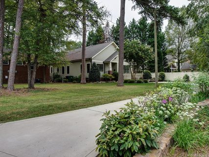 Previously sold for $429,100
