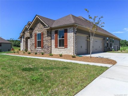 402 Alucio Court 16