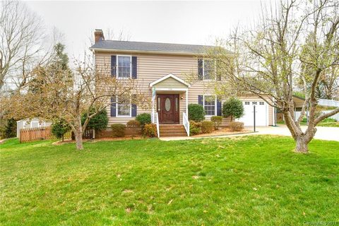 116 Beacon Hills Drive sold home in Beacon Hills, Gastonia, NC