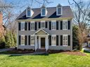 6913 Foxglove Drive sold home in Charlotte, SC