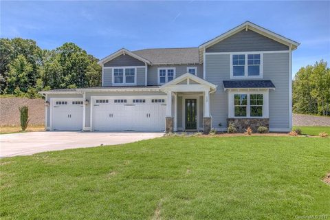 139 Country Lake Drive sold home in Creekstone, Mooresville, NC