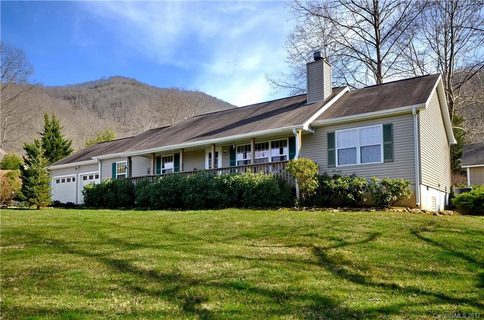 228 Sequoyah Drive