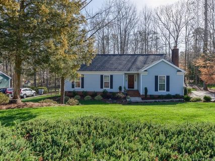 1943 Windlock Drive sold home in Greenbriar, Charlotte, NC