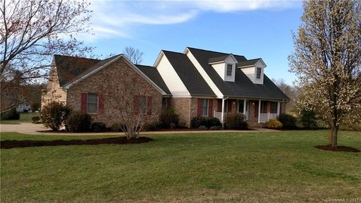 106 Carriage Lane sold home in Crescent Downs, Salisbury, NC