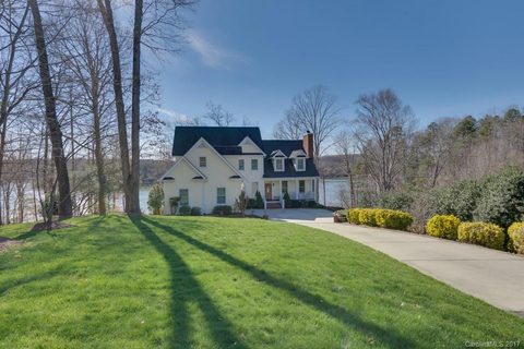 Previously sold for $700,000