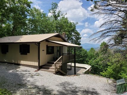 78 Stoney Crest 72/73 sold home in Swiss Village, Spruce Pine, NC