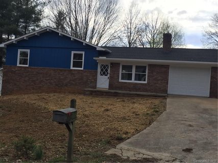 208 Clover Drive sold home in Hoopers Valley Estates, Fletcher, NC