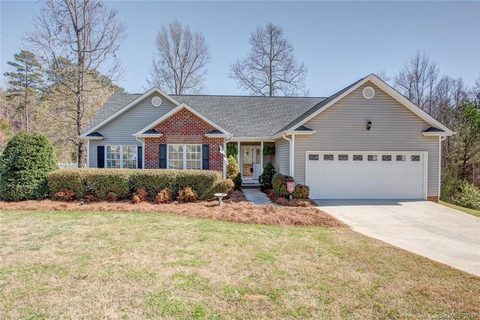 1402 Crowders Woods Drive