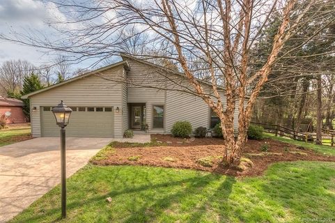 7427 Sheffingdell Drive sold home in Cedarwood, Charlotte, NC