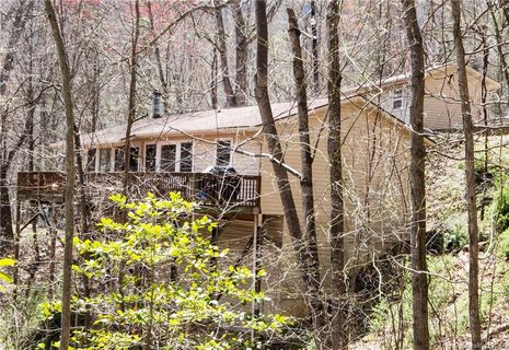 282 Friar Tuck Lane