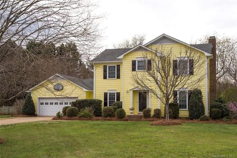 1512 Stableview Drive