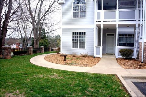 189 A Ewbank Garden Drive sold condo in Ewbank Gardens, Hendersonville, NC