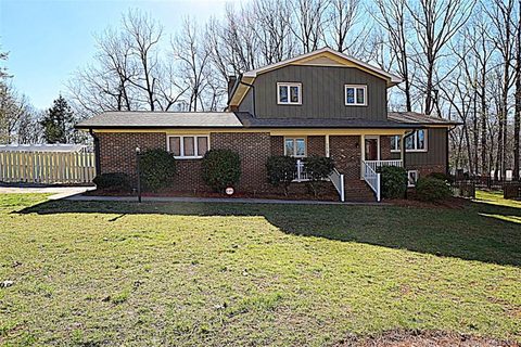 779 Fernwood Road sold home in Fernwood Forrest, Lincolnton, NC