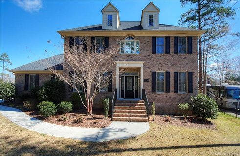 Previously sold for $305,000