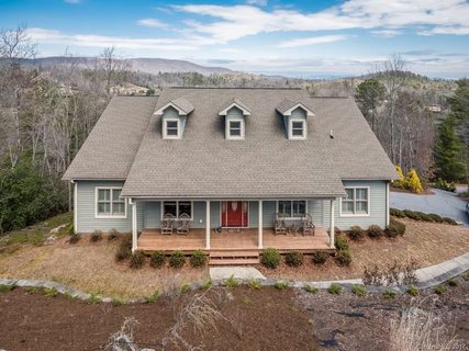 115 Masters View Drive sold home in Golf Mountain Estates, Etowah, NC