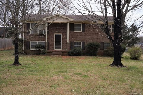 3715 Weyland Drive