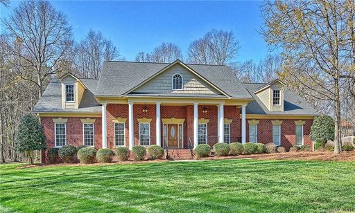 Previously sold for $352,500
