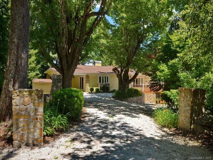 20 Fairview Heights Drive sold home in Indian Cave Park, Hendersonville, NC
