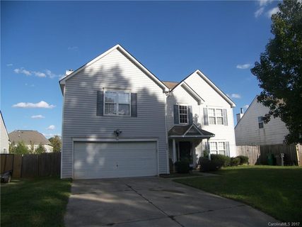 5528 Linda Vista Lane