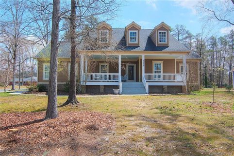 2095 Louise Drive