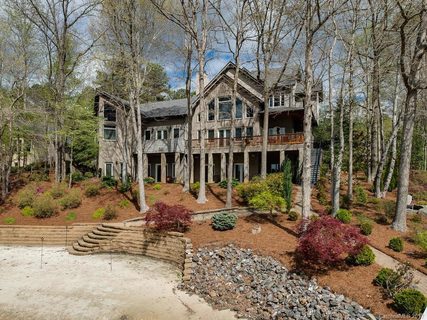 122 Hawk Run Lane
