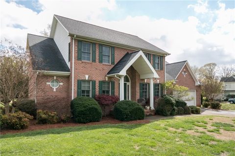 324 Gaston Court