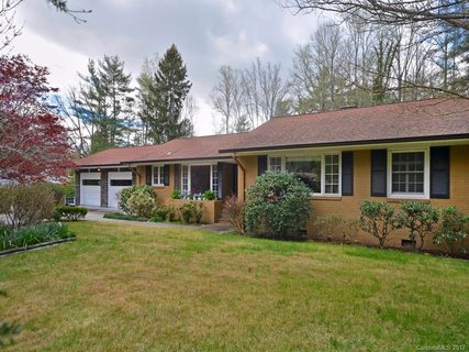 1234 Ashby Lane sold home in Towne Forest, Hendersonville, NC