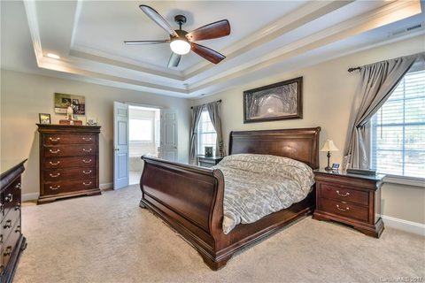 148 Hazelton Loop
