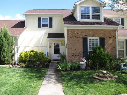11103 Michelangelo Court L21