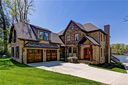 5661 Riverfront Road sold home in Lake Wylie, SC