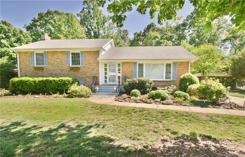 Previously sold for $371,500