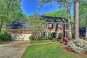527 Medearis Drive sold home in Charlotte, SC