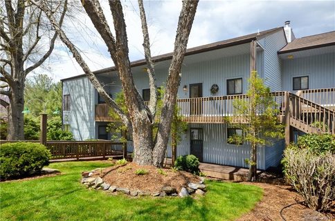 87 Willow Road D-10