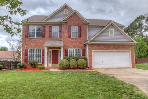 9722 Woodend Court sold home in Blakeney Heath - Fieldstone, Charlotte, NC
