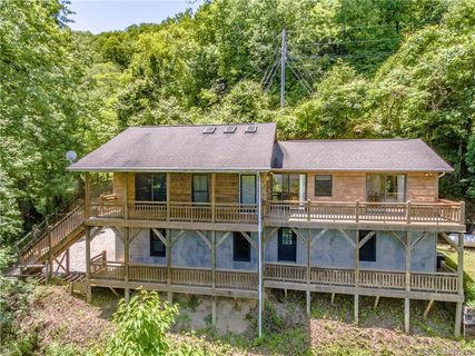 Previously sold for $272,500