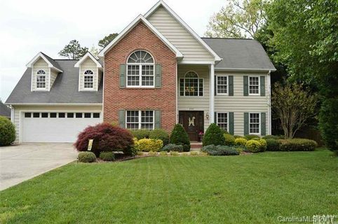 2133 13th Street Court sold home in Hampton Oaks, Hickory, NC