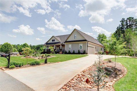 6618 Ridgemont Drive sold home in The Ranches at Beth Haven, Denver, NC