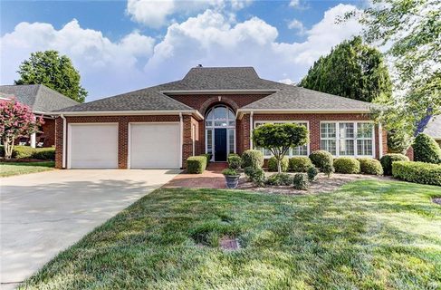 2213 Water Oak Lane sold home in Waterford Place, Gastonia, NC