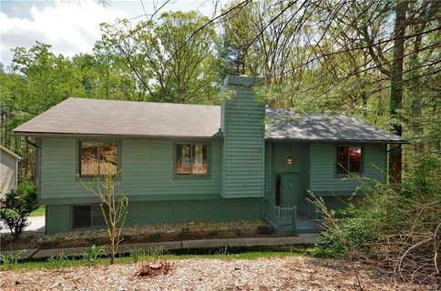 4 Maybury Place