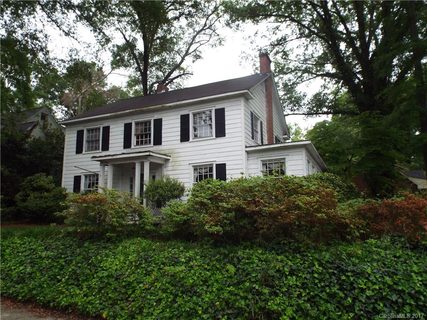 205 W 5th Avenue sold home in Historic District, Gastonia, NC