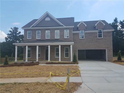118 Vanderbilt Circle 13