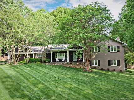 2222 Cloister Drive sold home in Cloisters, Charlotte, NC