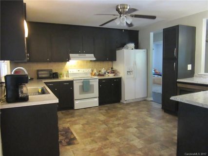 2216 Applegate Drive