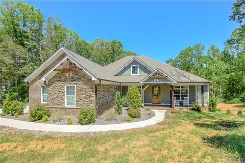 Previously sold for $488,000