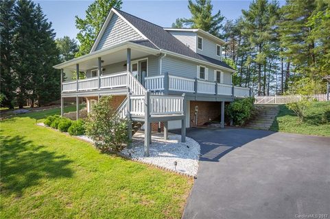 2720 Hemlock Court sold home in Laurel Pointe, Nebo, NC